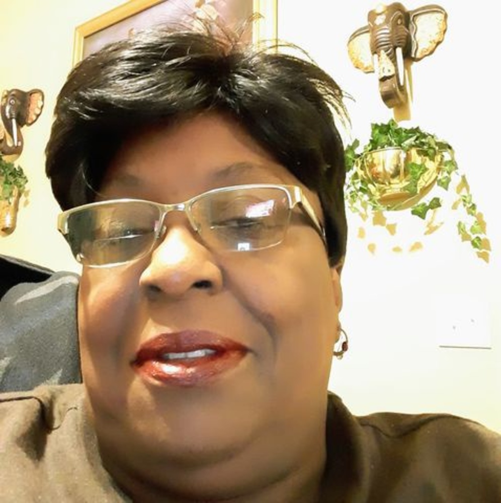 Meet your Posher, Hattie